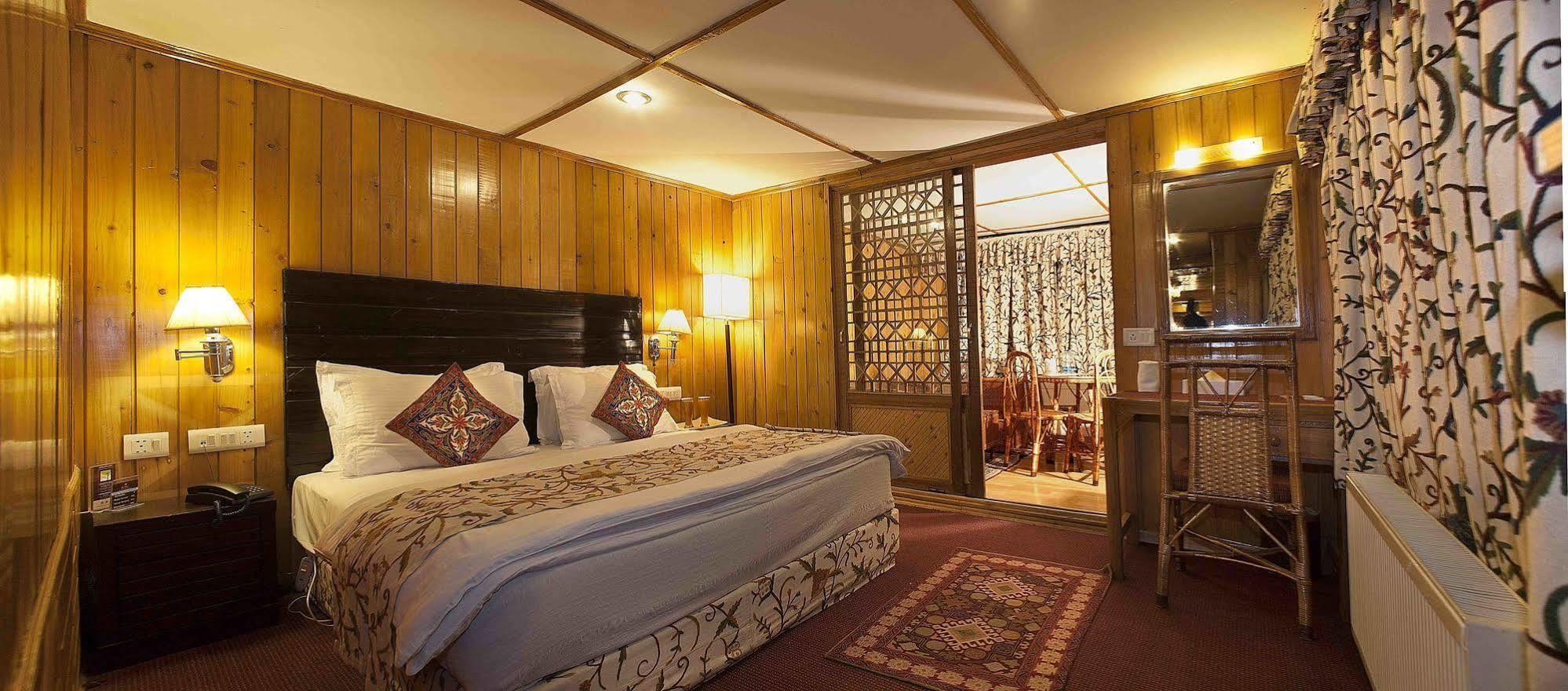 Heevan Retreat Gulmarg Exterior photo